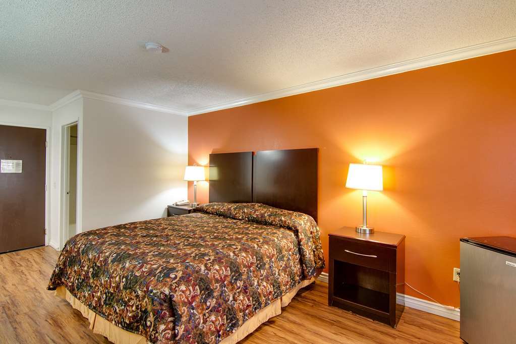 Motel 6 Van Nuys Burbank Room photo